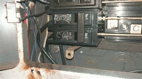 circuit breaker making crackling noise